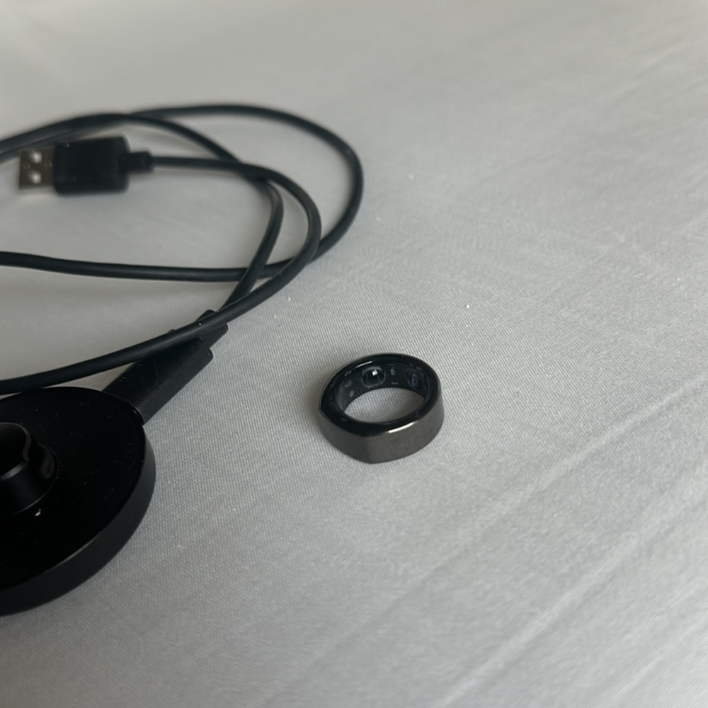 COPY - Like New Oura ring generation 3 Size 6 Heritage Black